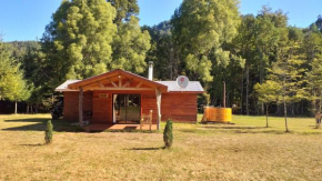 Cabaña con tinaja entre Villarrica y Lican Ray